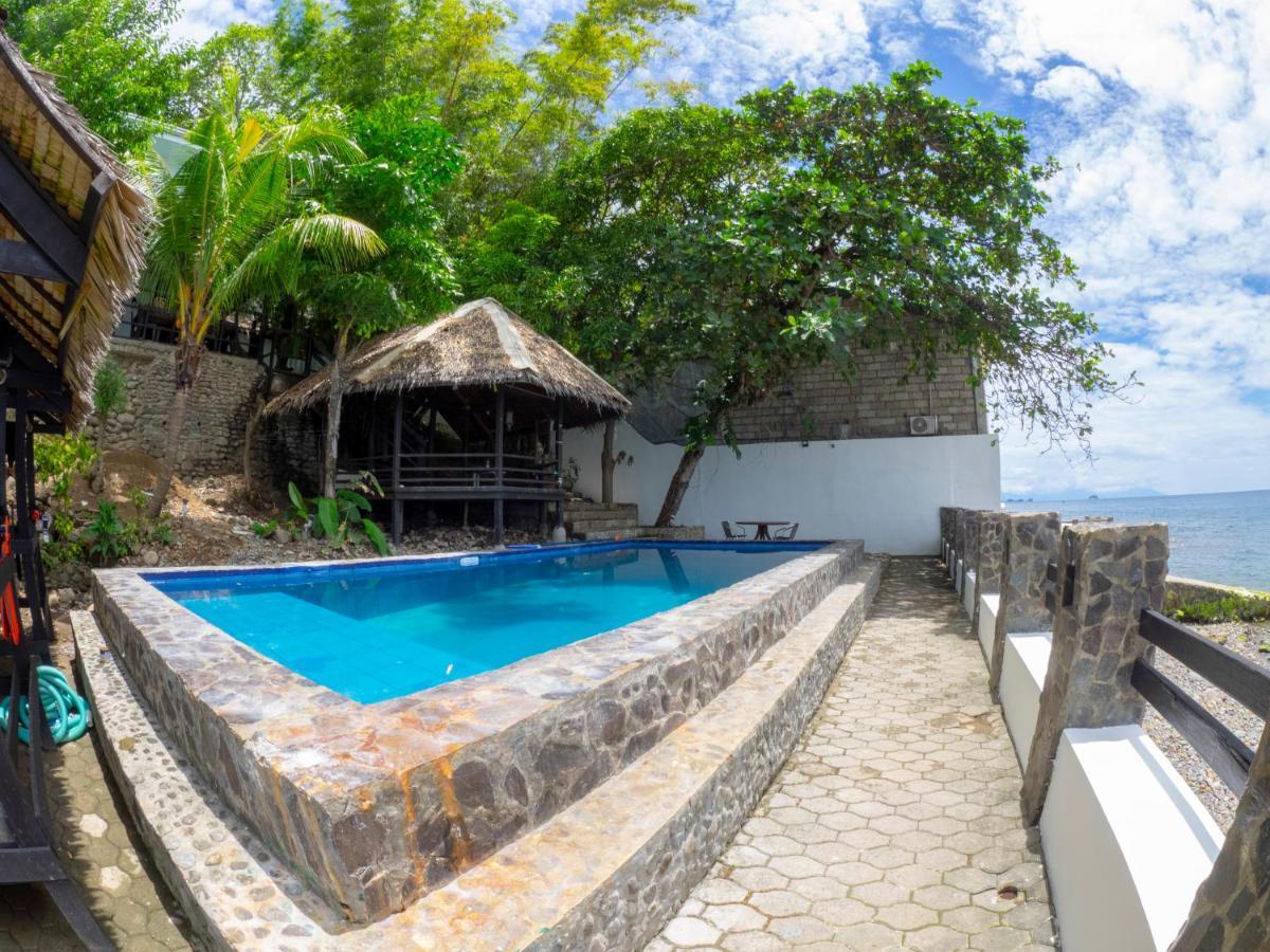 Blue Ribbon Dive Resort Mabini  Eksteriør billede