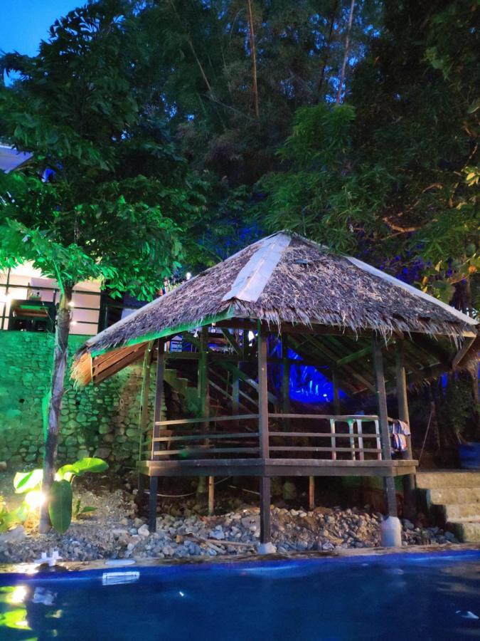 Blue Ribbon Dive Resort Mabini  Eksteriør billede