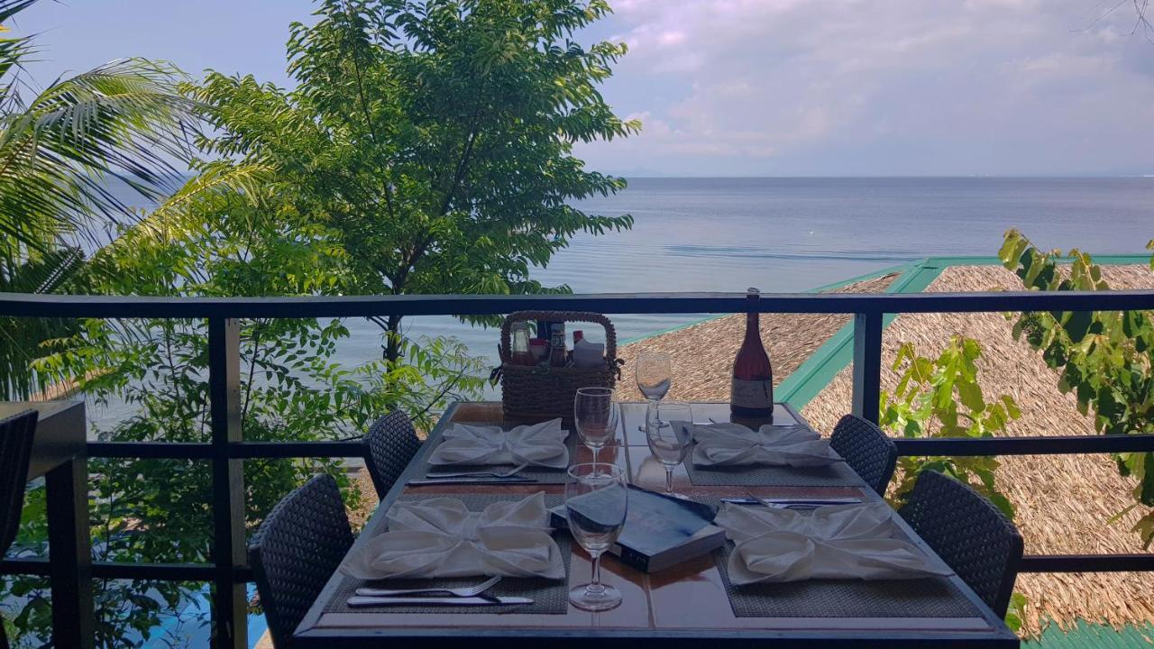 Blue Ribbon Dive Resort Mabini  Eksteriør billede